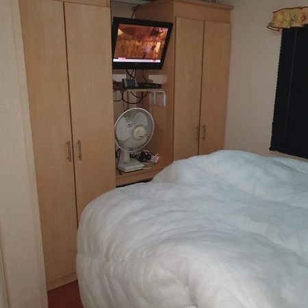 R And B Static Caravan Skegness Eksteriør billede